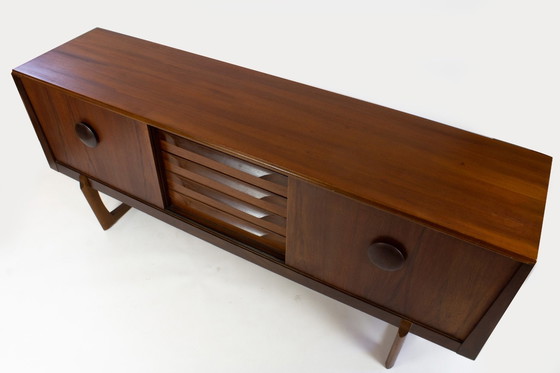 Image 1 of Anrichte von Elliotts of Newbury