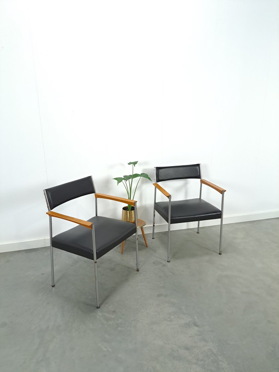 Image 1 of DDR-Stühle mit Chromgestell und schwarzer Polsterung