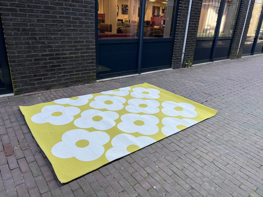 Brink & Campman Orla Kiely Spot Flower Yellow Outdoor-Teppich