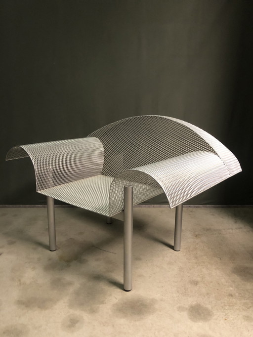 Post modern metal mesh lounge chair