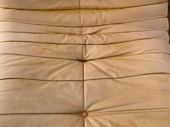 Image 1 of Ligne Roset Togo Sessel
