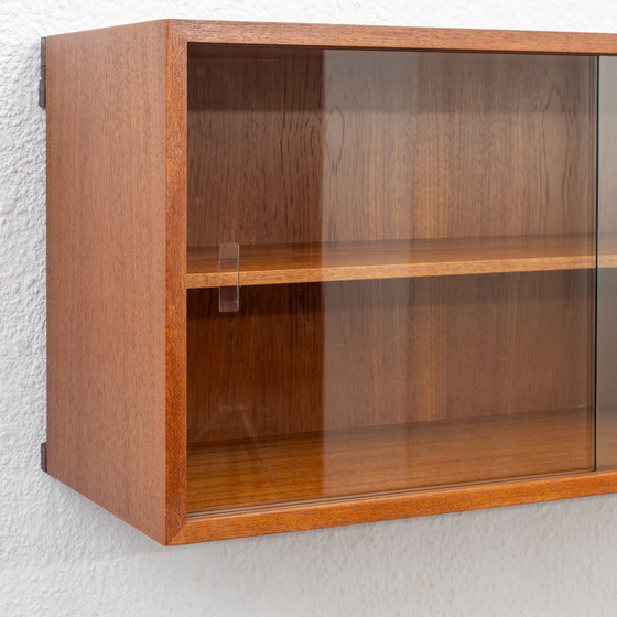 Image 1 of 60er Jahre Wandvitrine, Teak, restauriert