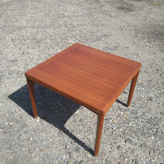 Image 1 of Couchtisch, Henning Kjaelnurf, Vejle Stole-og Møbelfabrik