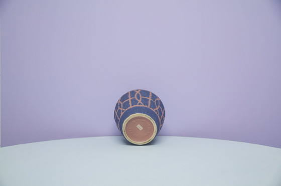 Image 1 of Vase mit blauer und brauner Zeichnung aus Westdeutschland