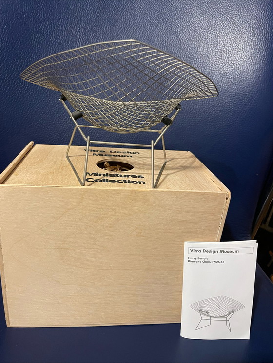 Image 1 of Miniatur Diamond Chair von Vitra