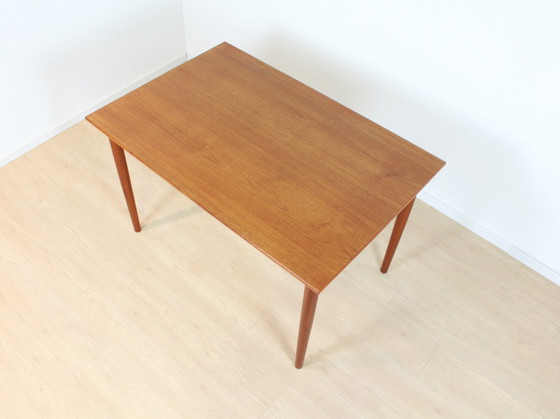 Image 1 of Vintage-Esstisch aus Teakholz