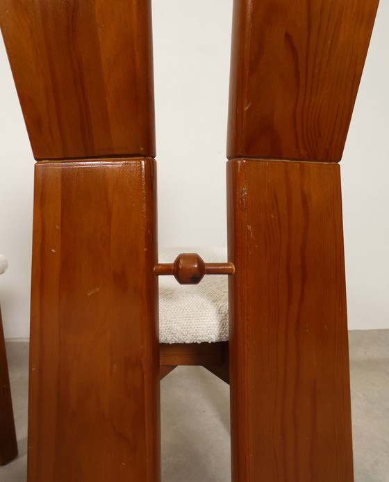 Image 1 of  Brutalistische Stühle aus den 70er Jahren – Bouclé-Stoff – Eiche