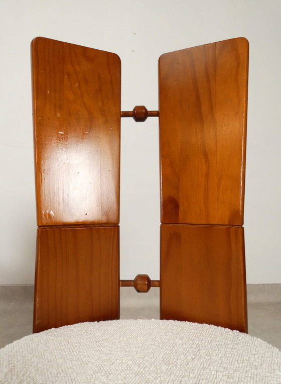 Image 1 of  Brutalistische Stühle aus den 70er Jahren – Bouclé-Stoff – Eiche