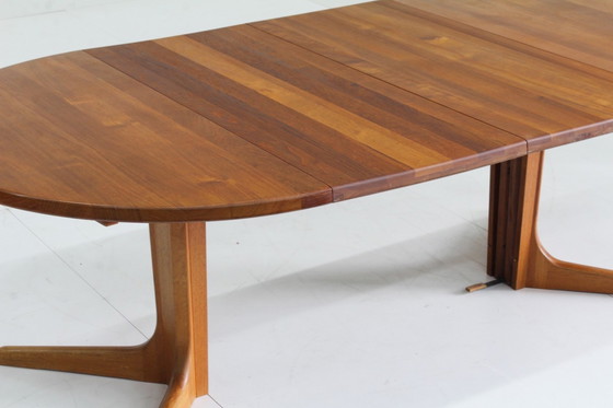 Image 1 of Runder dänischer Vintage -Esstisch aus massivem Teakholz