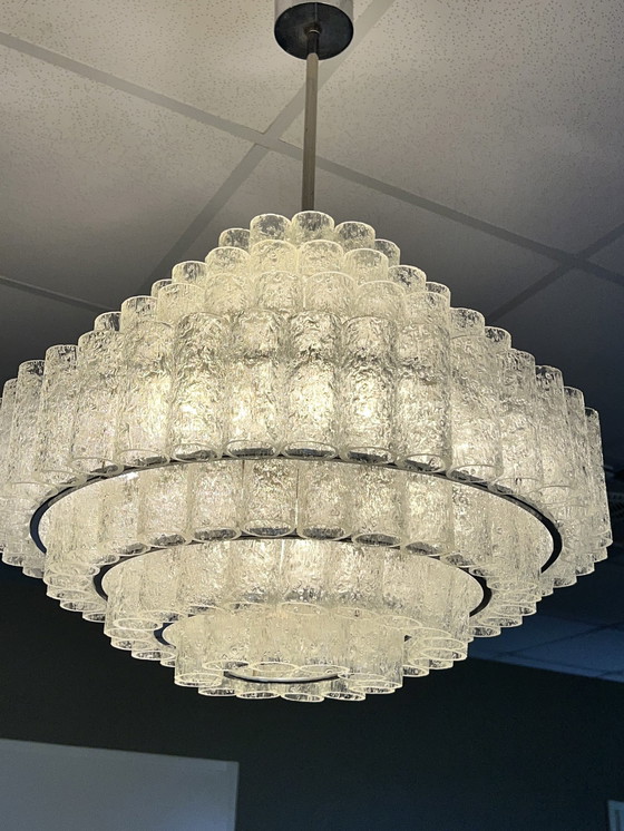 Image 1 of Design Doria Leughten 7-stöckiger Kronleuchter