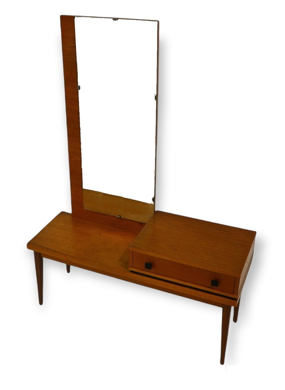 Image 1 of Antiker Schminktisch aus Teakholz mit Spiegel in sehr gutem Zustand