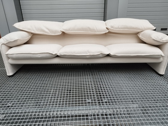 Image 1 of Cassina Maralunga 40 3-Sitzer