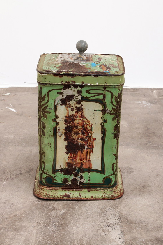 Image 1 of Vintage Berger's Germania-Kakao-Vorratsdose 1900-1930