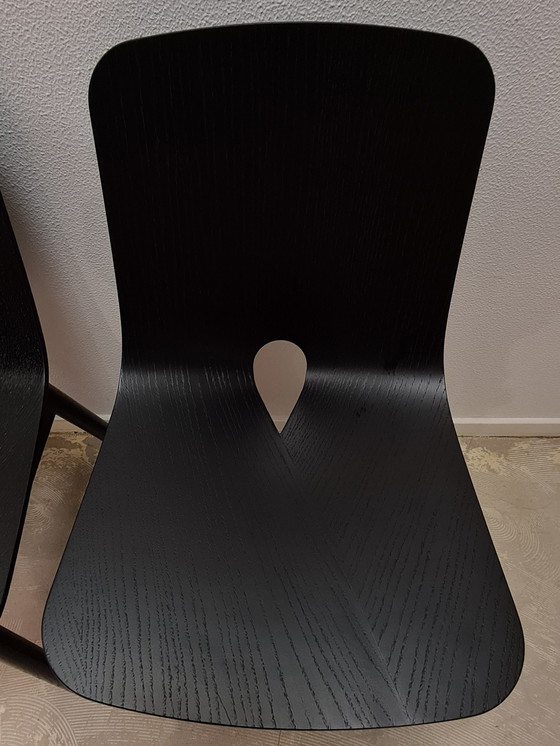 Image 1 of 4x WOUD Mono Esszimmerstuhl Schwarze massive Eiche