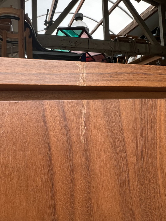 Image 1 of Leinenschrank aus der Mid Century 