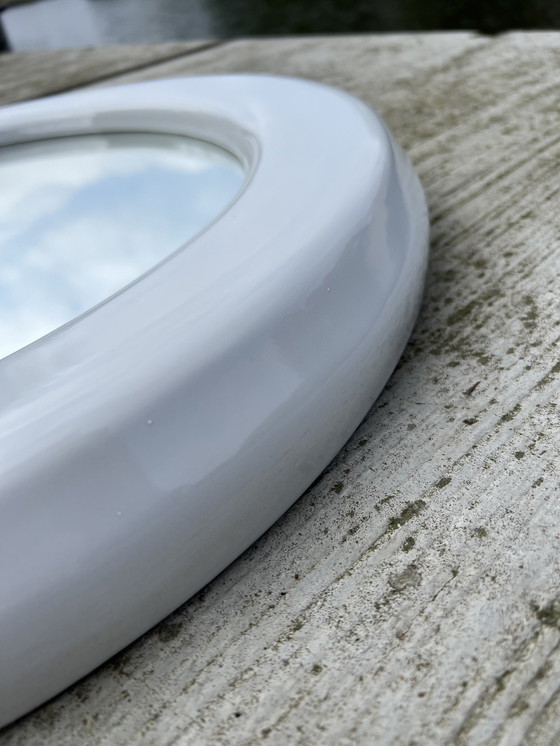 Image 1 of Sphinks spiegeln die Achtziger wider