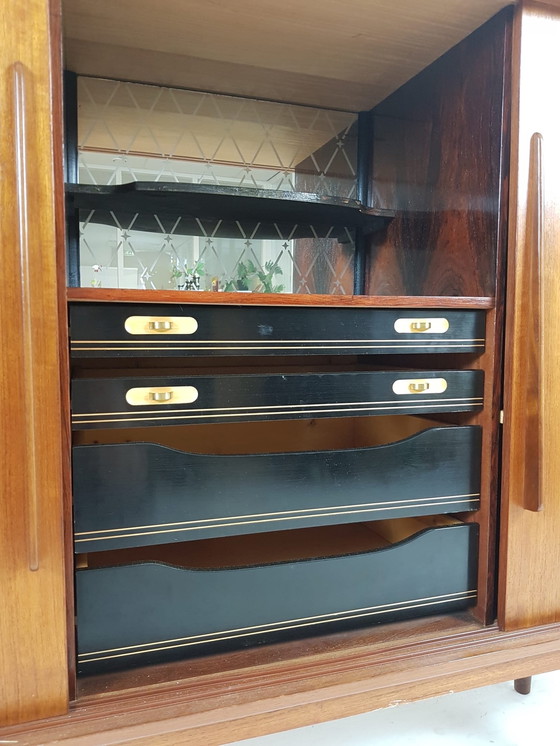 Image 1 of Dänischer Midboard-Teakholz-Großschrank im dänischen Design