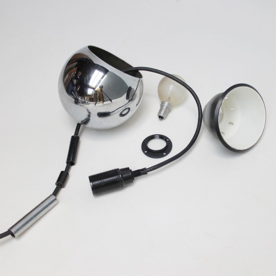 Image 1 of Achtflammiger Kronleuchter aus der Mid Century in Chrom