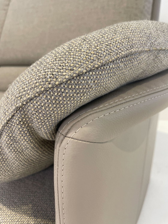 Image 1 of Leolux Evidence Catalpa Bänke