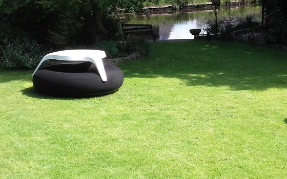 Image 1 of Blofield von Dirk Wynarts Donut-Stuhl