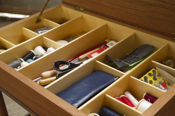 Image 1 of Nähtisch aus Teakholz von Ejvind A. Johansson