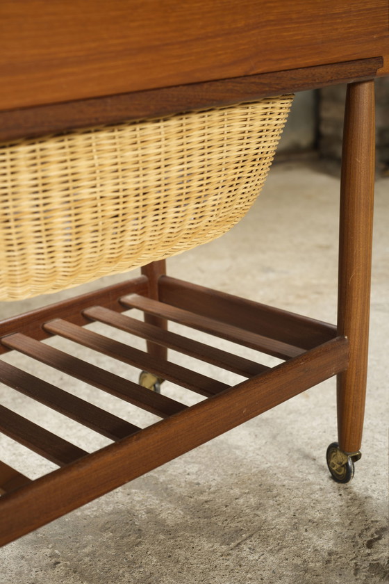 Image 1 of Nähtisch aus Teakholz von Ejvind A. Johansson