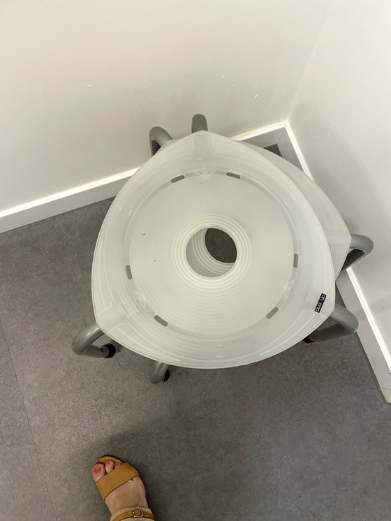 Image 1 of 2x Ahrend 262 Hocker