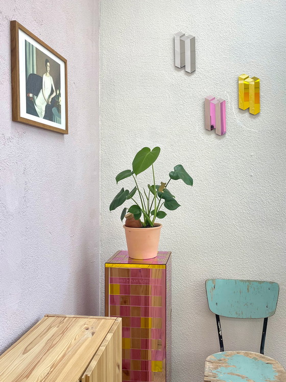 Image 1 of Spiegel 'Impossible Pink'