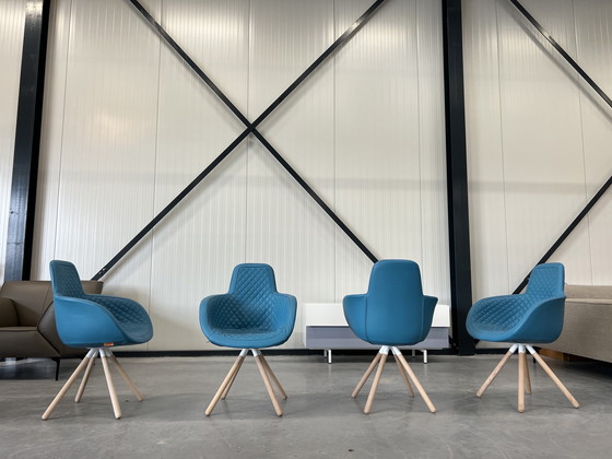 Image 1 of 4 Molinari Ginger Esszimmerstühle aus blauem Leder