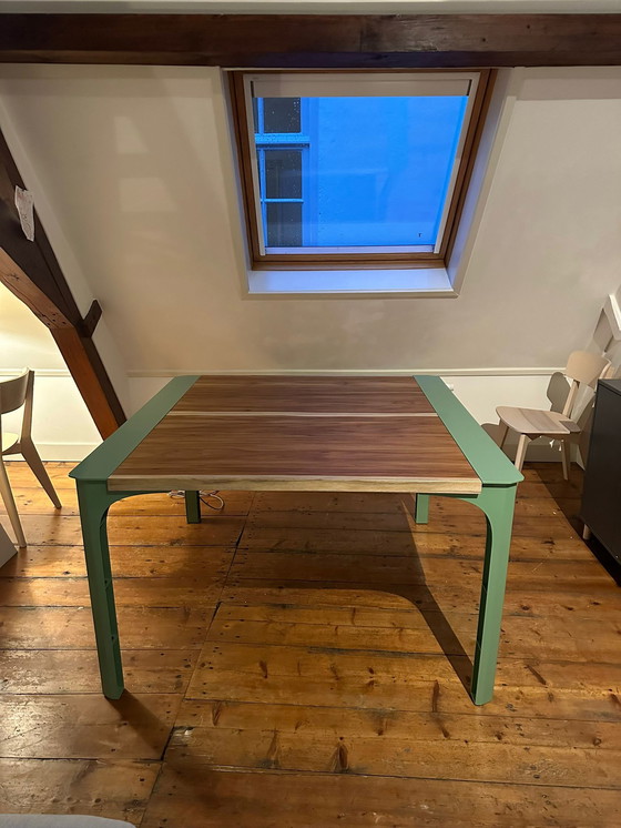 Image 1 of Industrieller Esstisch aus Teakholz