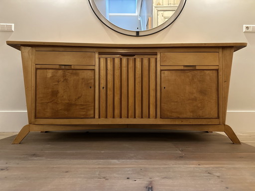 Sideboard aus der Mitte des Jahrhunderts
