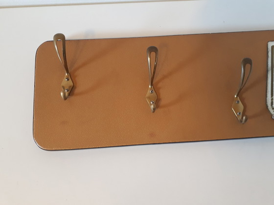 Image 1 of Ockergelber Vintage-Garderobenständer aus den 50er Jahren