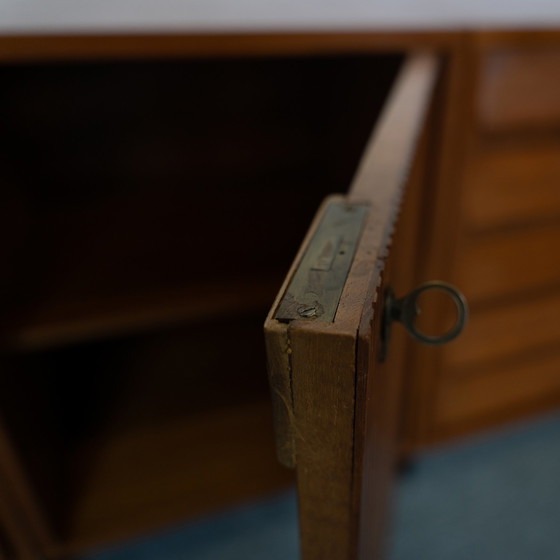 Image 1 of Modernes italienisches Sideboard aus Teakholz der Mitte des Jahrhunderts