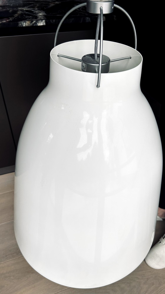 Image 1 of 2x Fritz Hansen Caravaggio P4 Hängelampe