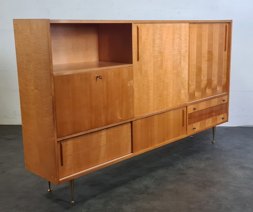 Altes Highboard