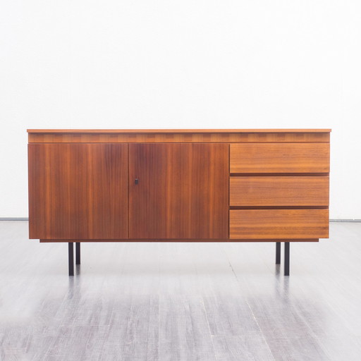 60er Jahre Sideboard, Nussbaum, restauriert, 150cm