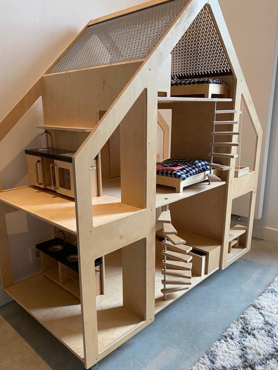 Image 1 of Liliane Puppenvilla