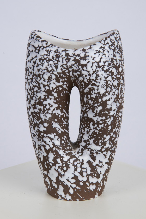 Image 1 of Fat Lava Vase