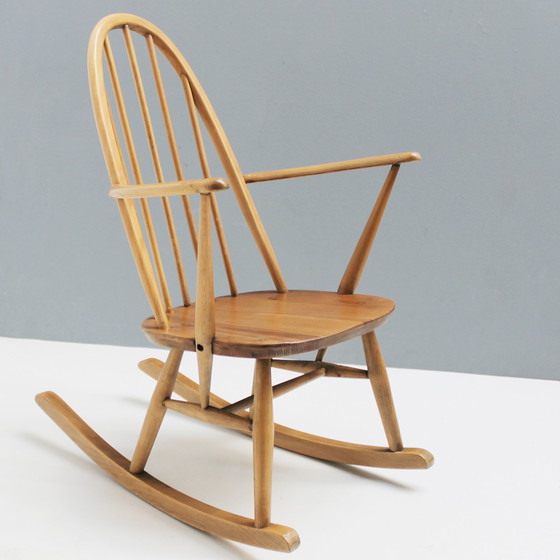 Image 1 of Ercol Kleiner Schaukelstuhl von Lucian Ercolani