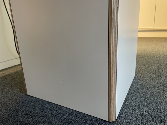 Image 1 of Quadratischer Esstisch