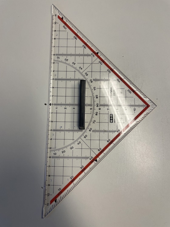 Image 1 of Quadratischer Esstisch