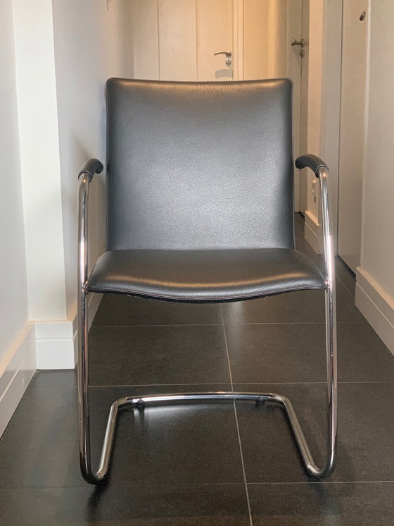 Image 1 of 4 x Leolux Freyr-Stuhl