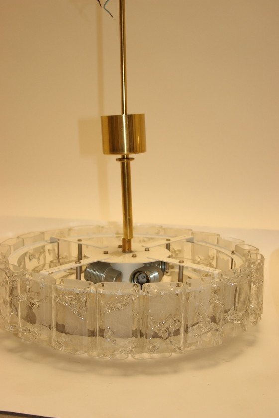 Image 1 of 2 deutsche Mid-Century Kronleuchter aus Messing und Kristall von Doria Leuchten, 1960er Jahre