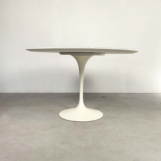 Image 1 of Eero Saarinen Tulpentisch