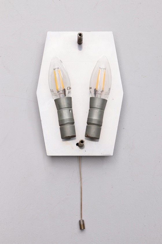 Image 1 of Schöne große Wandleuchte aus wunderschönem Milchglas, 1960, Deutschland