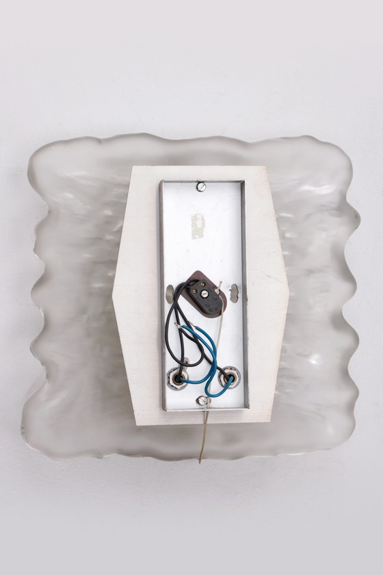 Image 1 of Schöne große Wandleuchte aus wunderschönem Milchglas, 1960, Deutschland