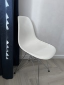 2x Vitra Eames Esszimmerstuhl