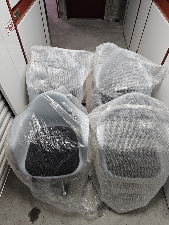 Image 1 of 4x Vitra Eames PACC sogenannter Stuhl