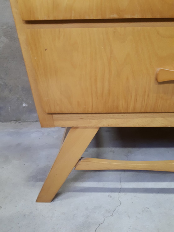 Image 1 of alte kommode