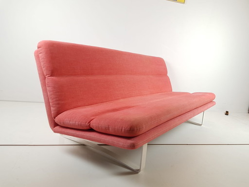 Artifort Kho Liang C683 Korallenrosa